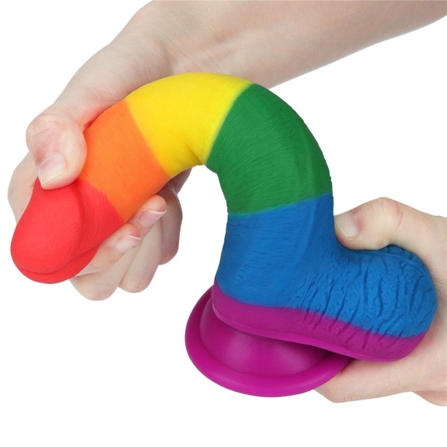 Lovetoy Prider Gökkuşağı Renkli 20 Cm Belden Bağlamalı Realistik Penis-410026