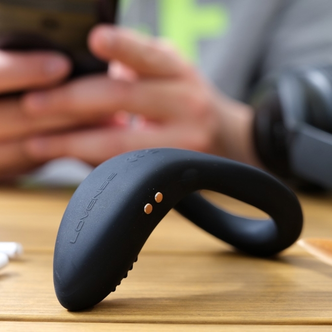 Lovense Diamo Akıllı Telefon Uyumlu Titreşimli Penis Halkası