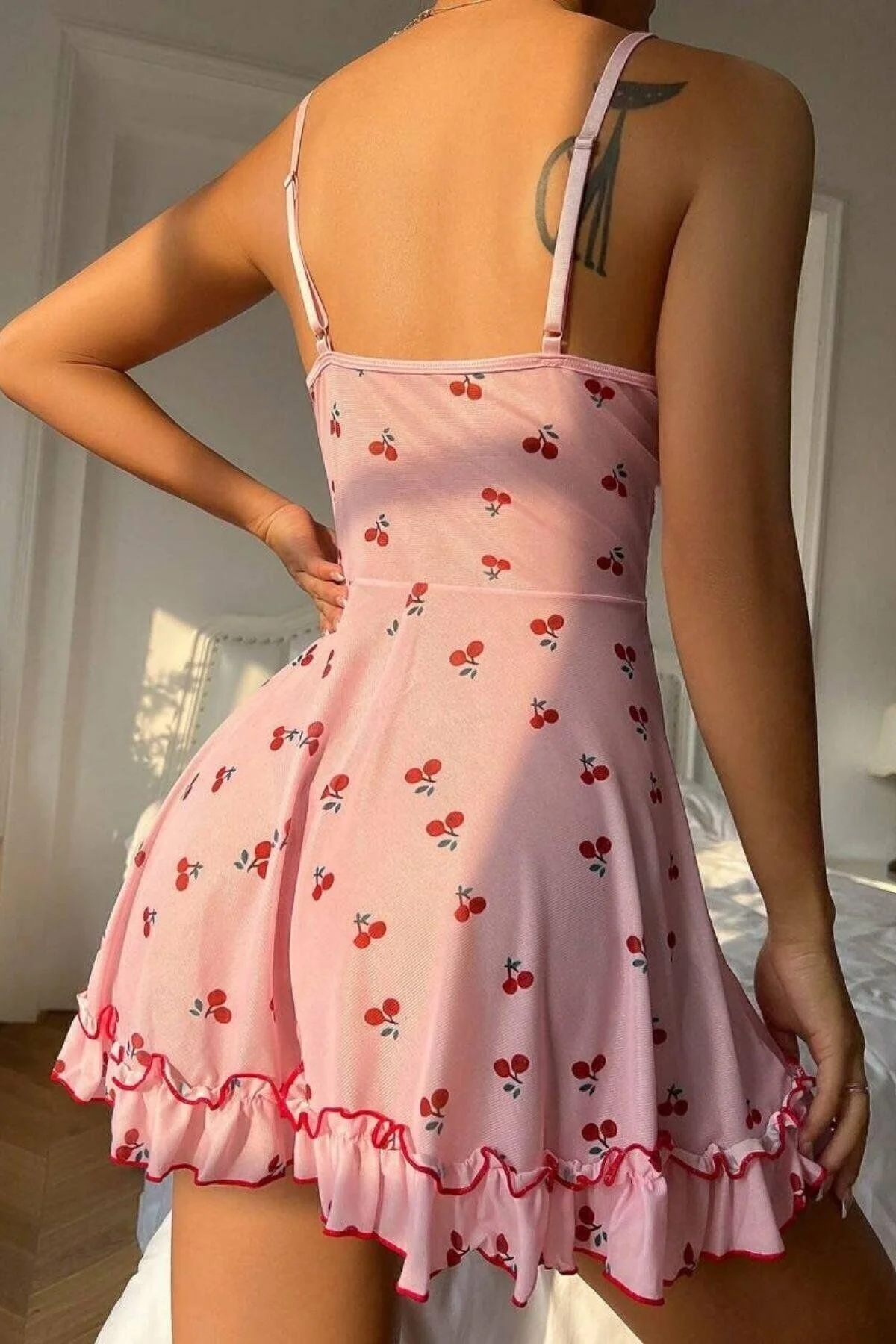 Kadın Pembe Kiraz Baskılı Mini Elbise Askılı Şık Elbise