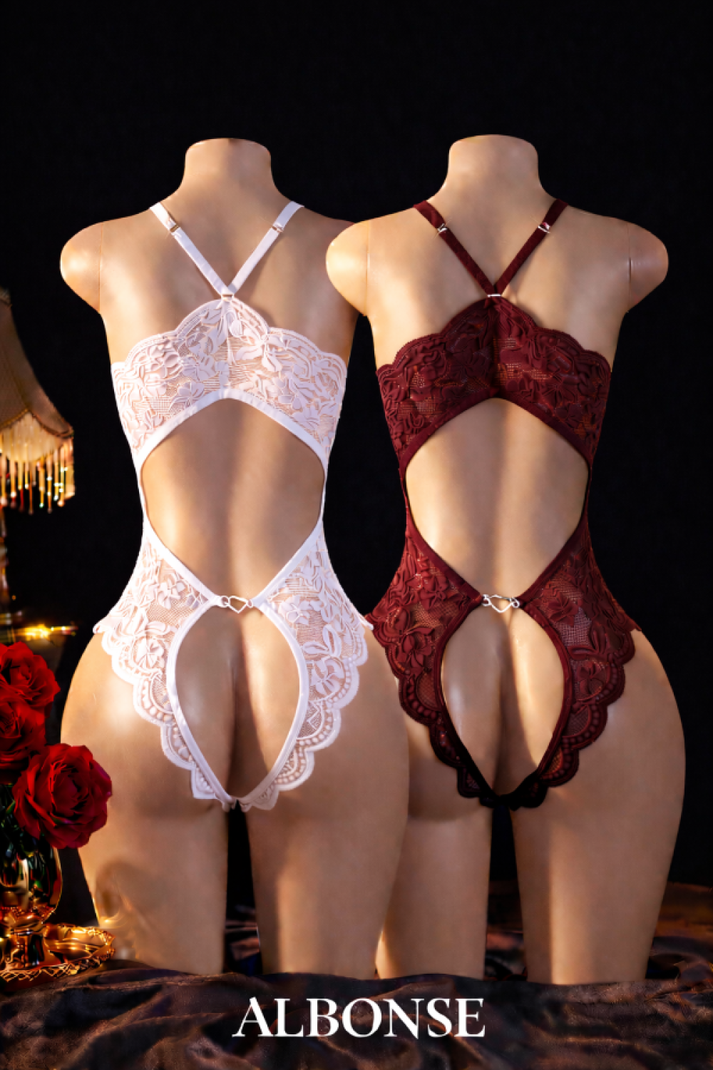 Bordo-Beyaz Özel Bölgesi Ve Sırtı Açık Dantel Detaylı Fantezi Gecelik Takım