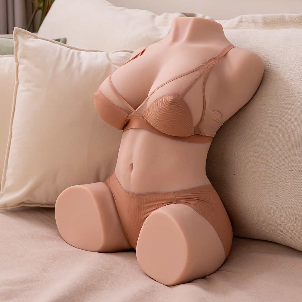 Diana Silikon Yarım Vücut Emişli Ve Titreşimli 2 İşlevli Vajina Mastürbatör